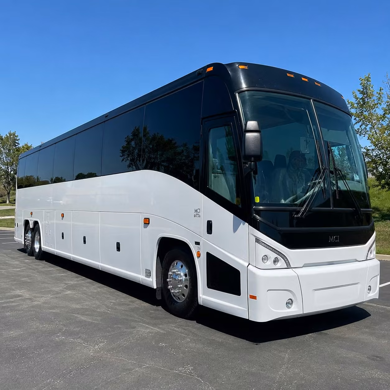 check availability for modesto airport shuttle buses to fresno and bay area airports
