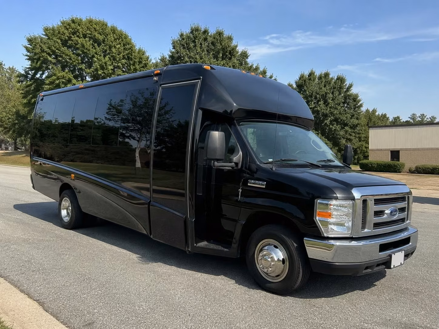 minibus rentals in modesto for smaller prom groups who want a private ride