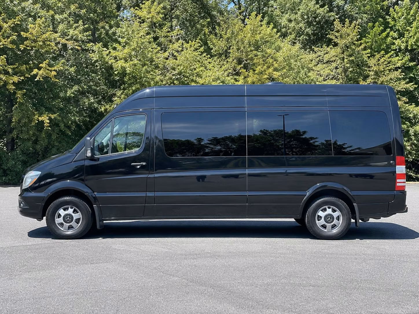 modesto airport transportation